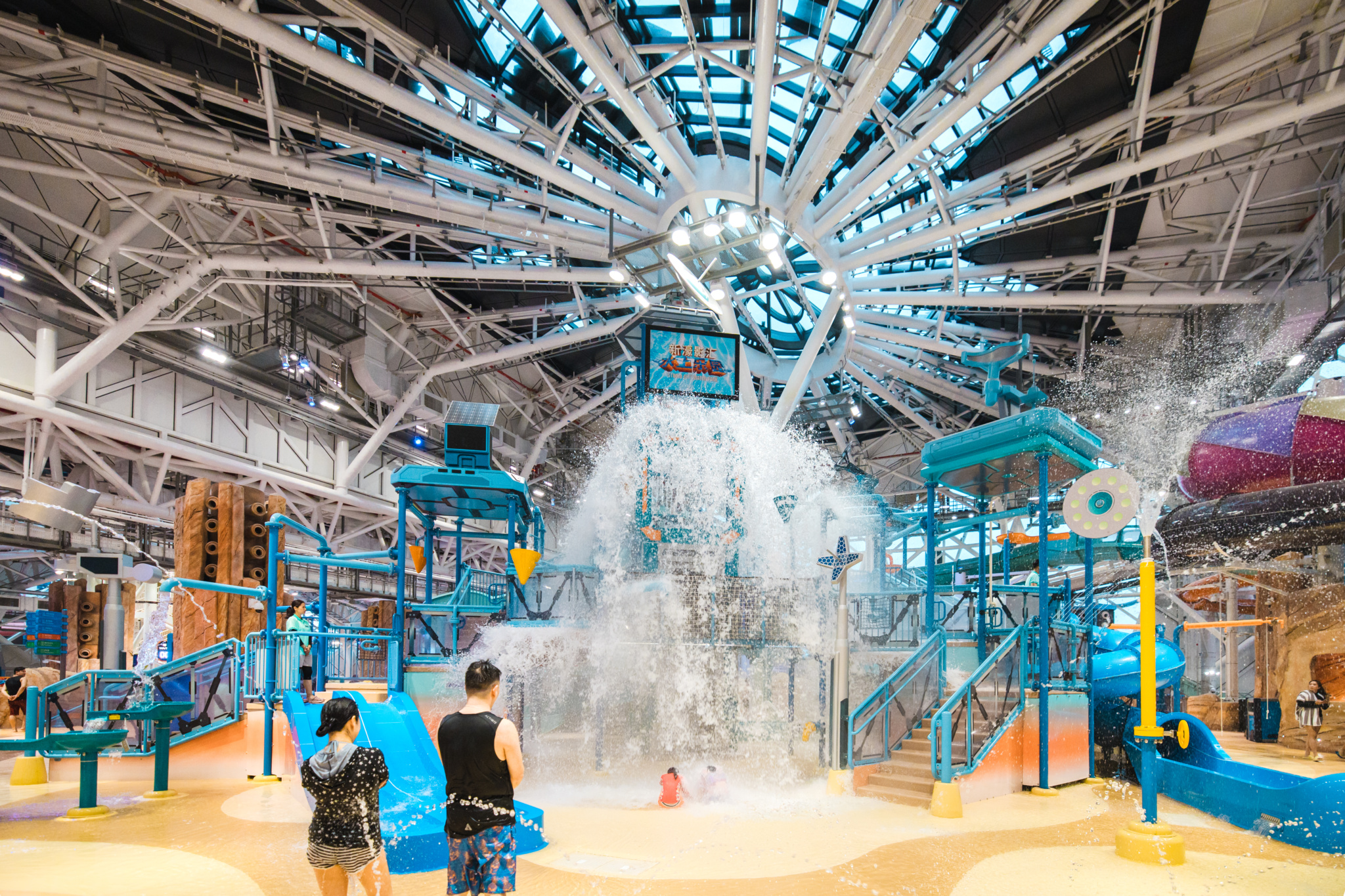 Comment choisir le bon toboggan aquatique pour votre événement