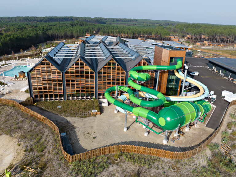 De combien d'espace avez-vous vraiment besoin pour un toboggan aquatique?
